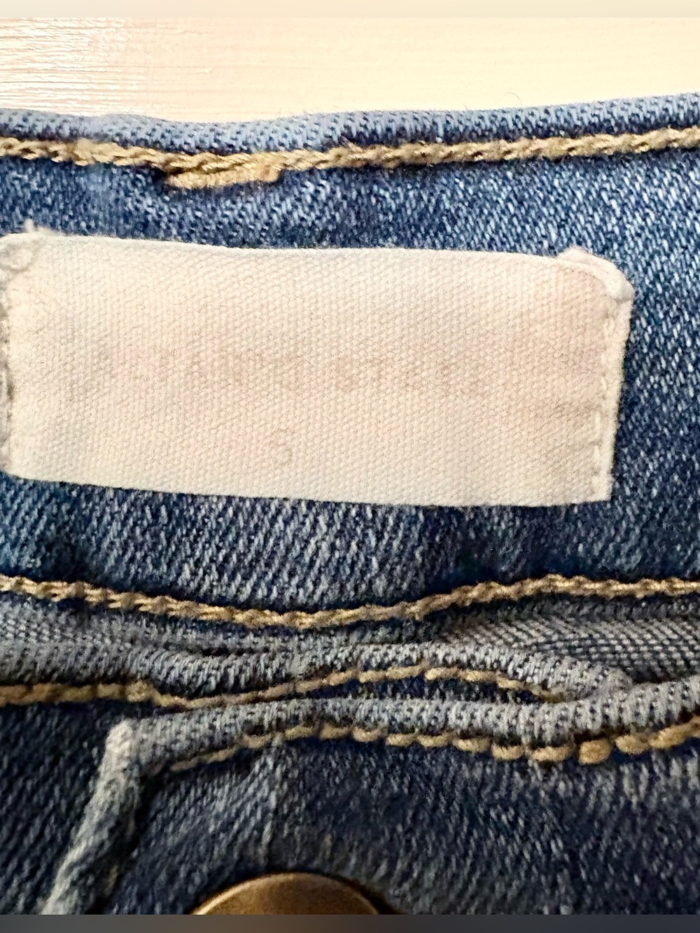 Altar’d State Classic Frayed Hem Denim Shorts - Picture 3 of 4